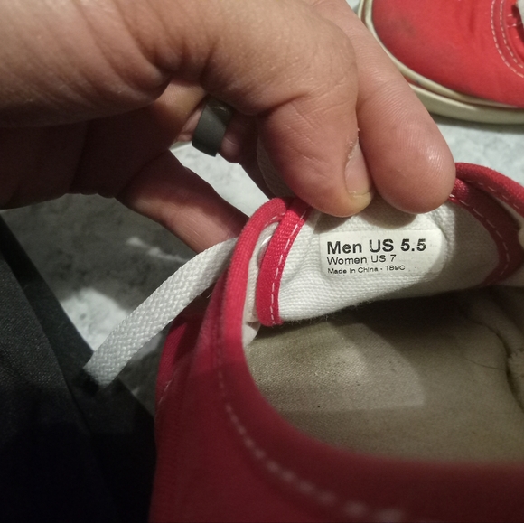 Red vans low pro - Picture 2 of 2